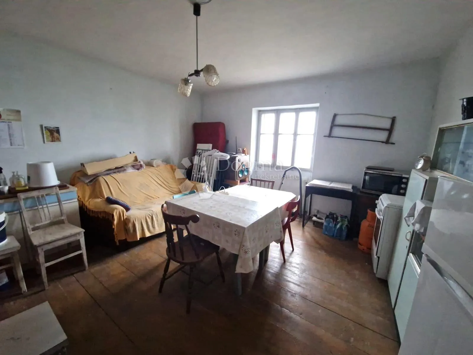 planinska kuća s velikom okućnicom - slika 10