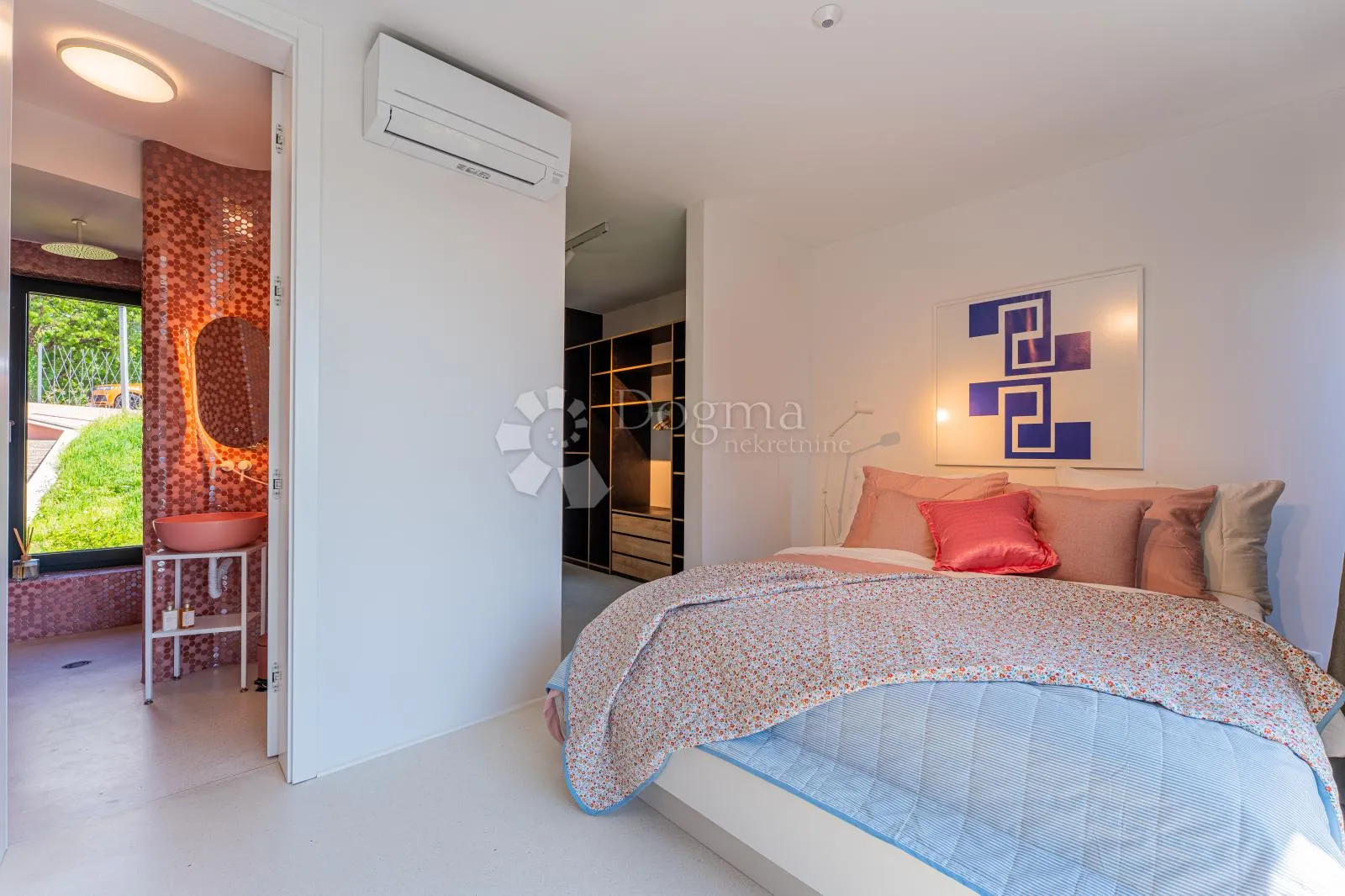 šestine – moderna vila 400 m² bazen zelenilo najam - slika 45