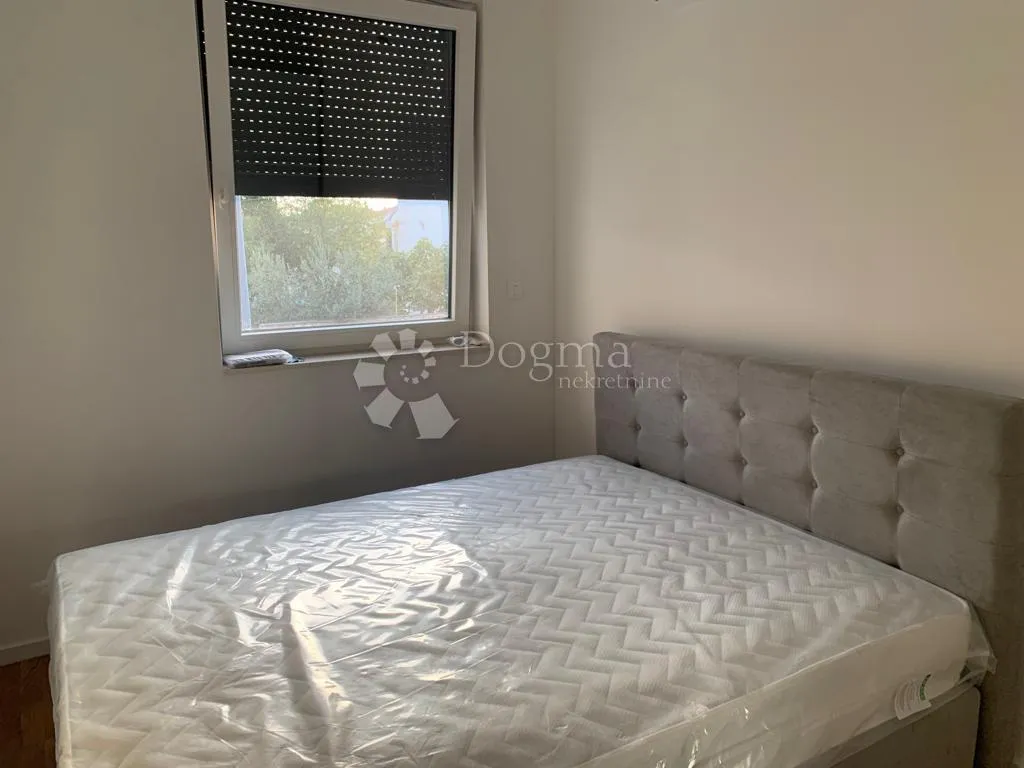 vodice-novogradnja sa garažom, 143m2 - slika 30