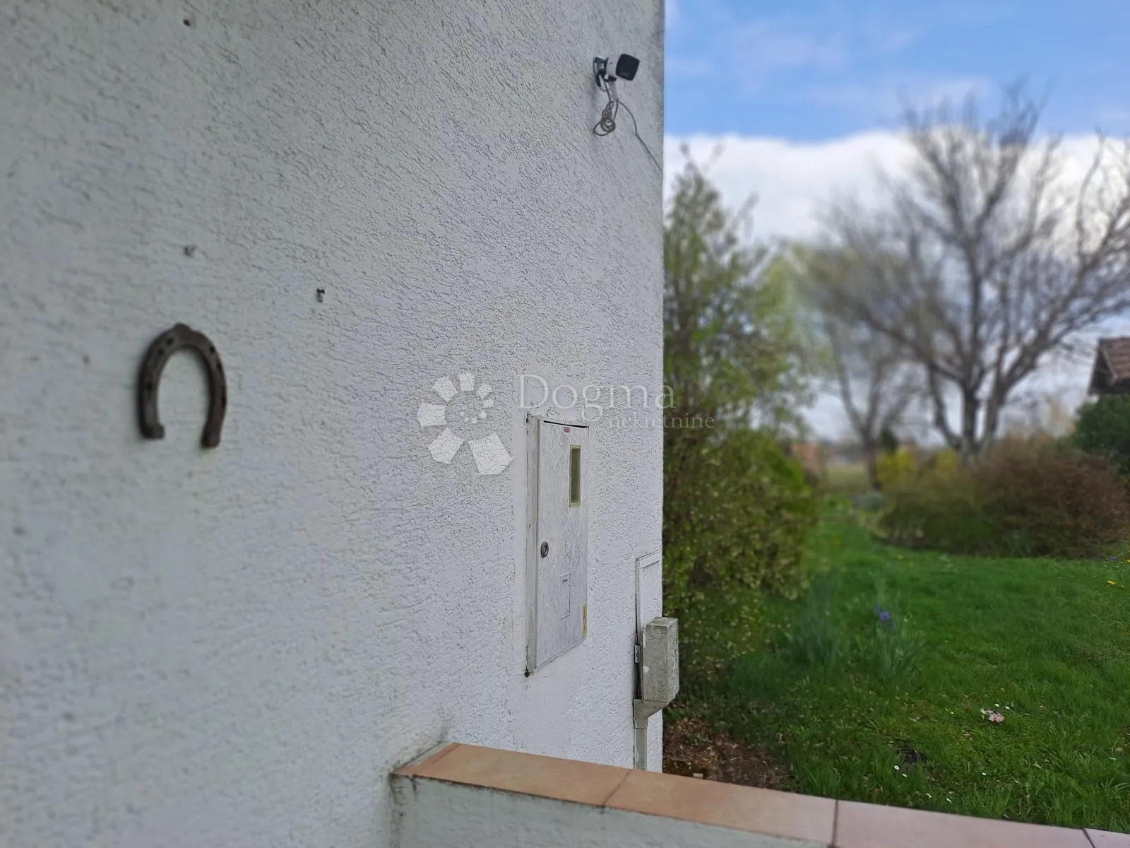 prekrasan pogled i okućnica - slika 11