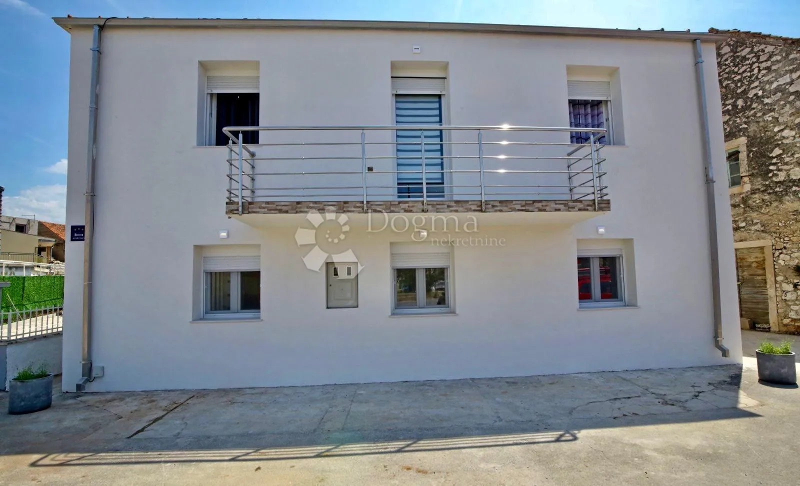 ekskluziv apartman zablaće prvi red do mora luksuz prilika - slika 2