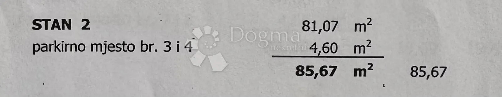 prozračan i topao dom u mirnom okruženju - slika 23