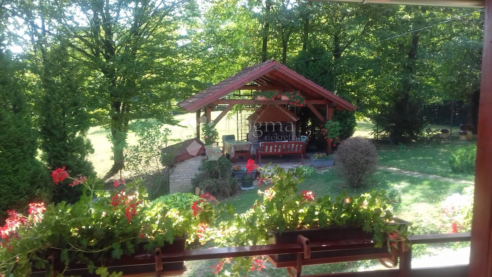 luksuz u elitnom kvartu petrinje - slika 18