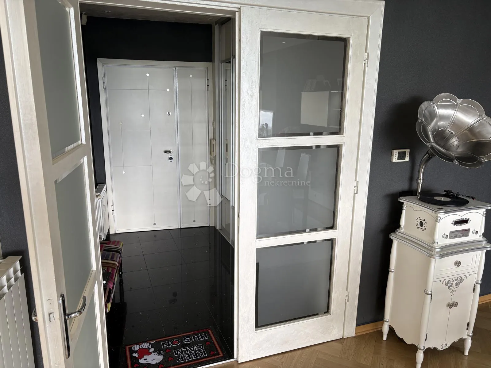vrhovec 192 m² – panoramski pogled na zagreb, terase, garaža - slika 27