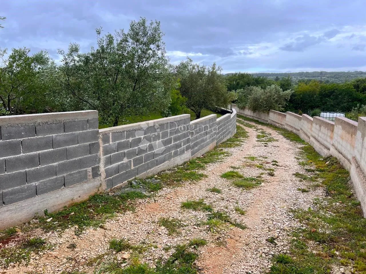 samo kod nas! građevinsko zemljište 1,5 km od mora - slika 5