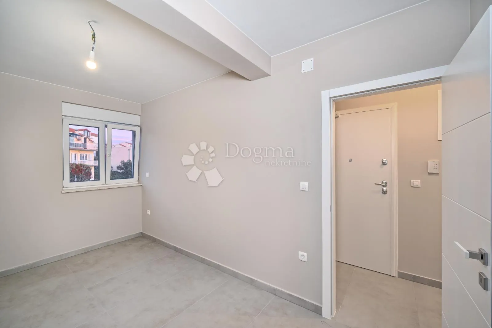 brodarica- penthouse 120m od mora as4 - slika 17