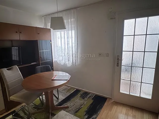 trsat kuća prizemnica - slika 3