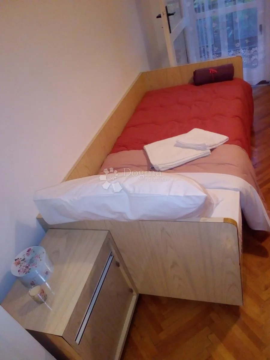 samostojeća kuća s velikom okućnicom – kaštel štafilić - slika 19