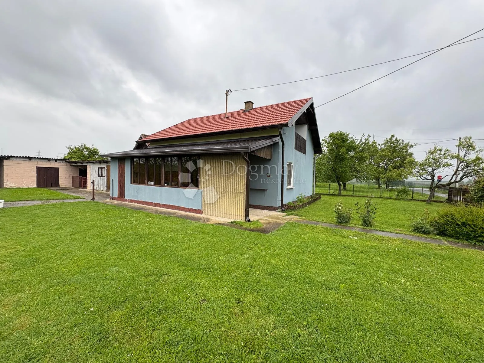 Kopija od Kuća s potencijalom i okućnicom od 1240 m² - Trnjani, Garčin