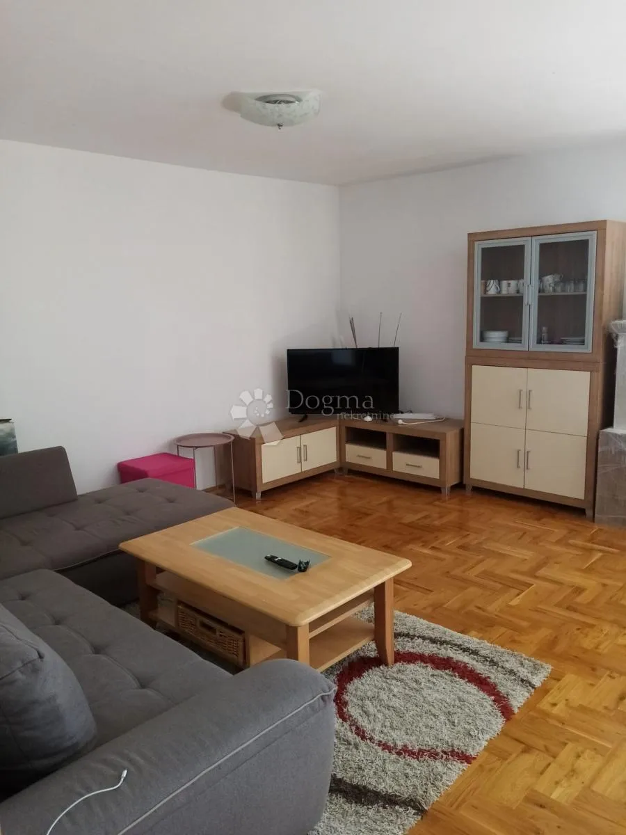 ekskluzivni objekat sa poslovnim prostorima, stanom i 8 apartmana - slika 14