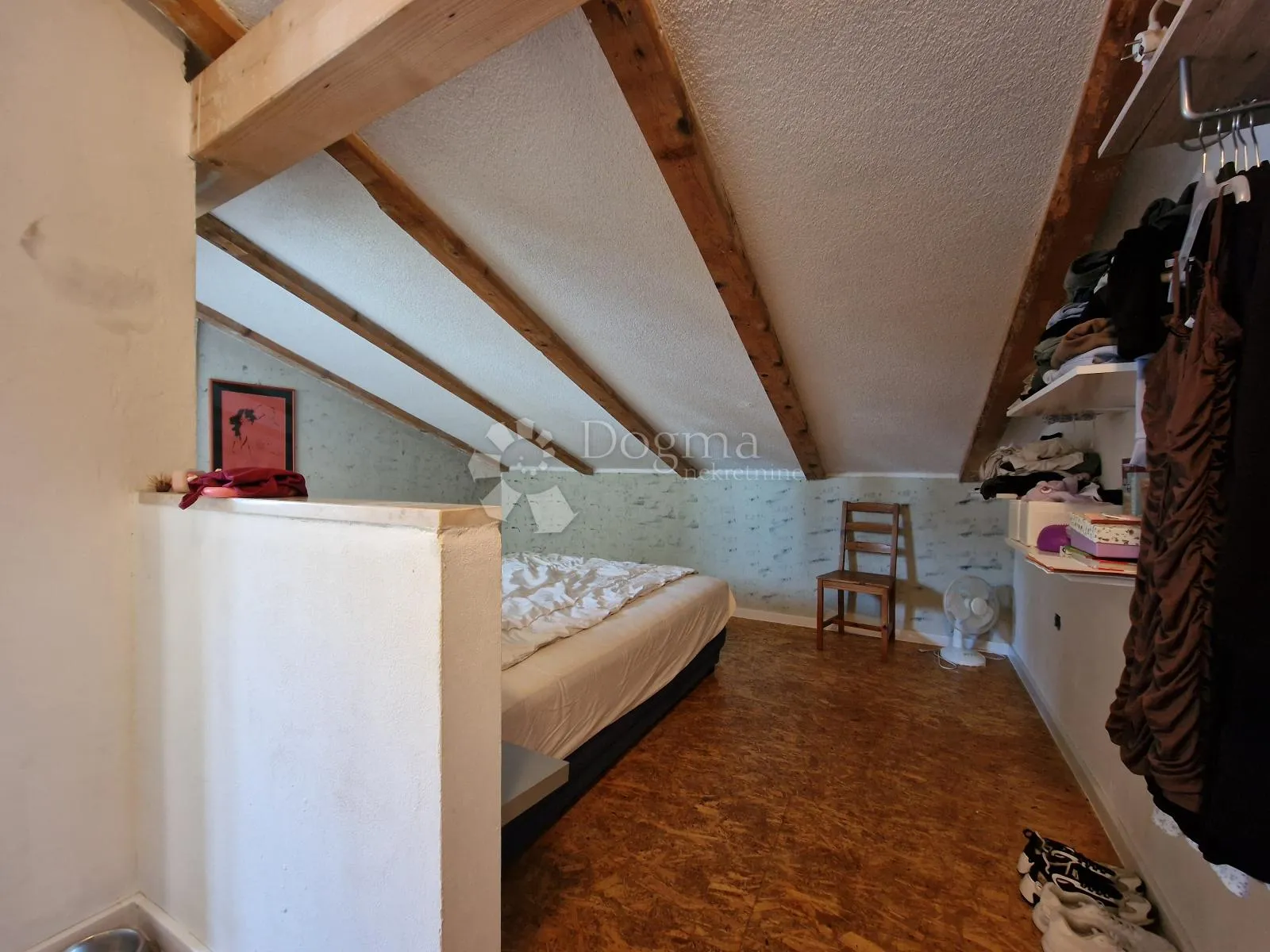 prostran unikatan stan 132 m2 s vrtom 62 m2 – šišan, istra - slika 23