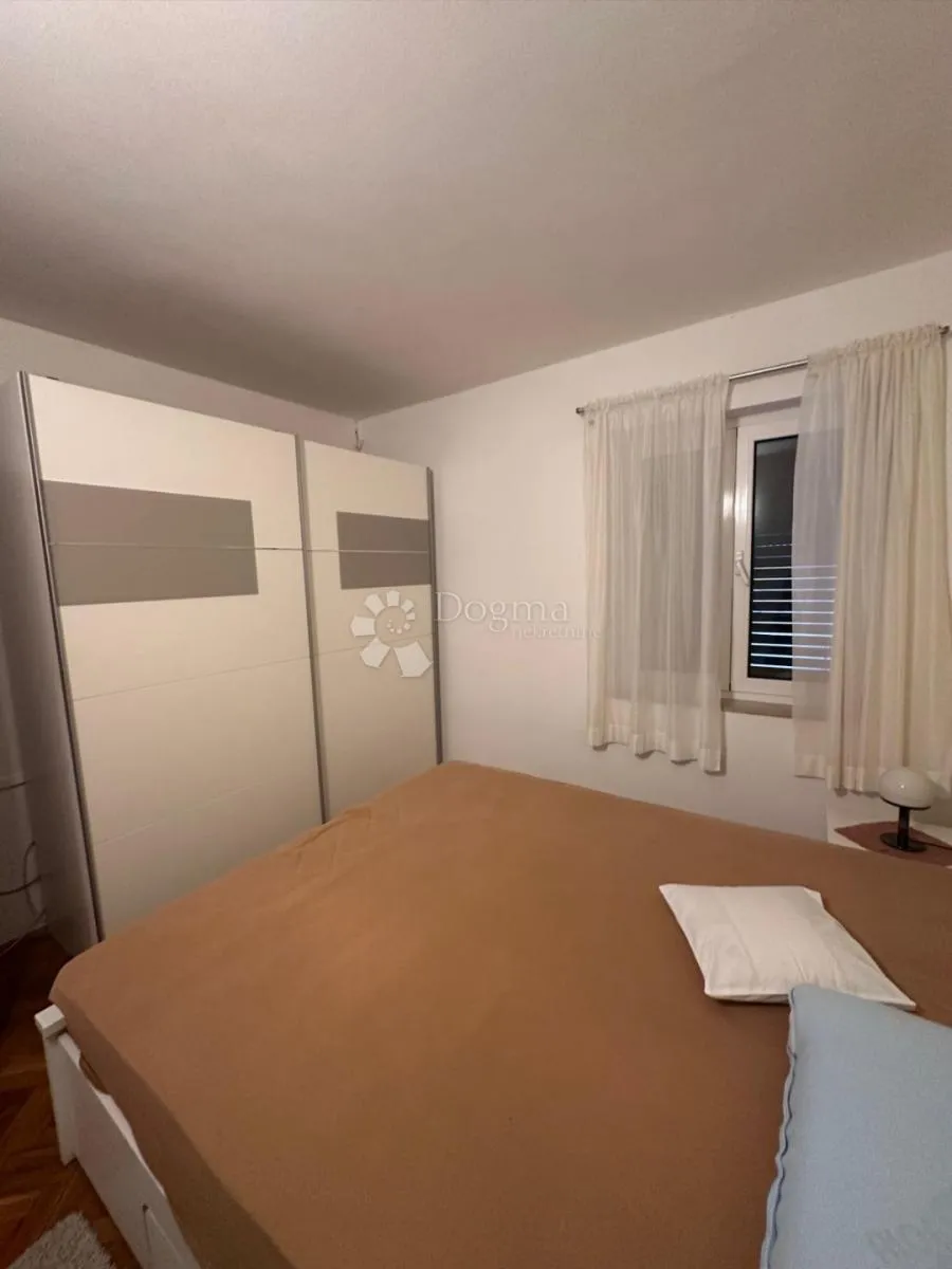 apartman u baški! - slika 8