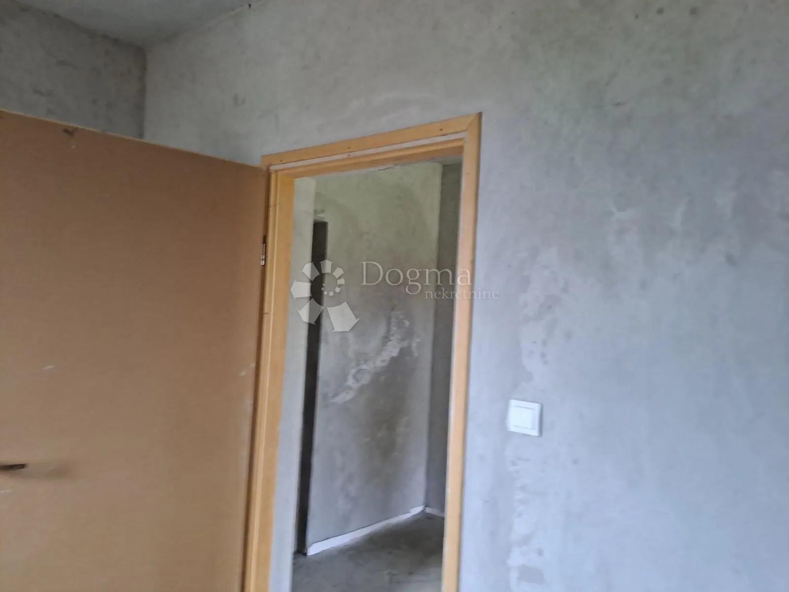 topusko kuća pored toplica - slika 9
