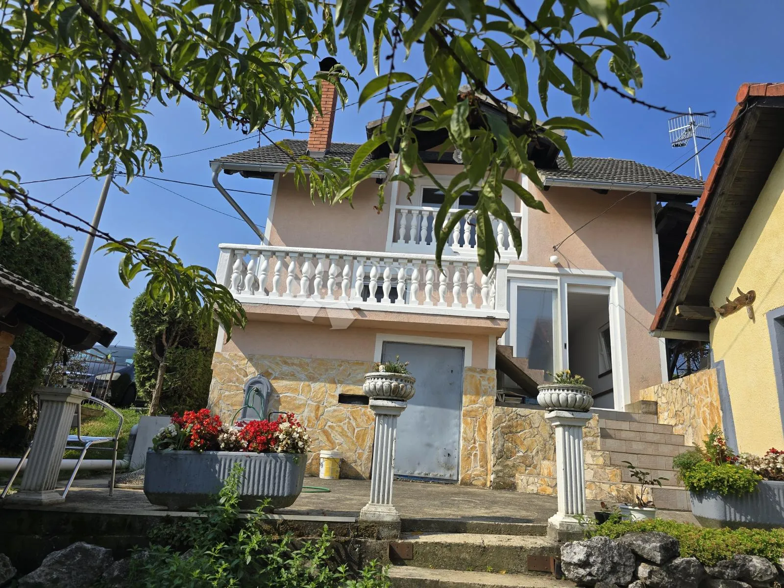 kuća za odmor s velikom okućnicom i voćnjakom - slika 7