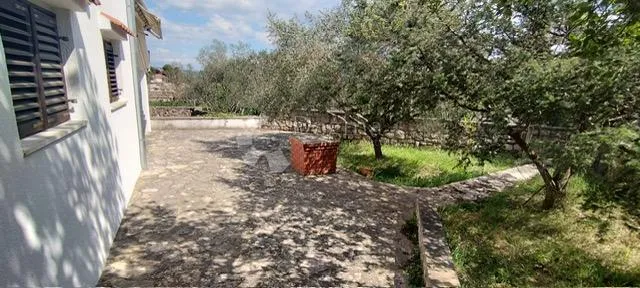 mediteranski raj – samo 90 metara od mora! - slika 12