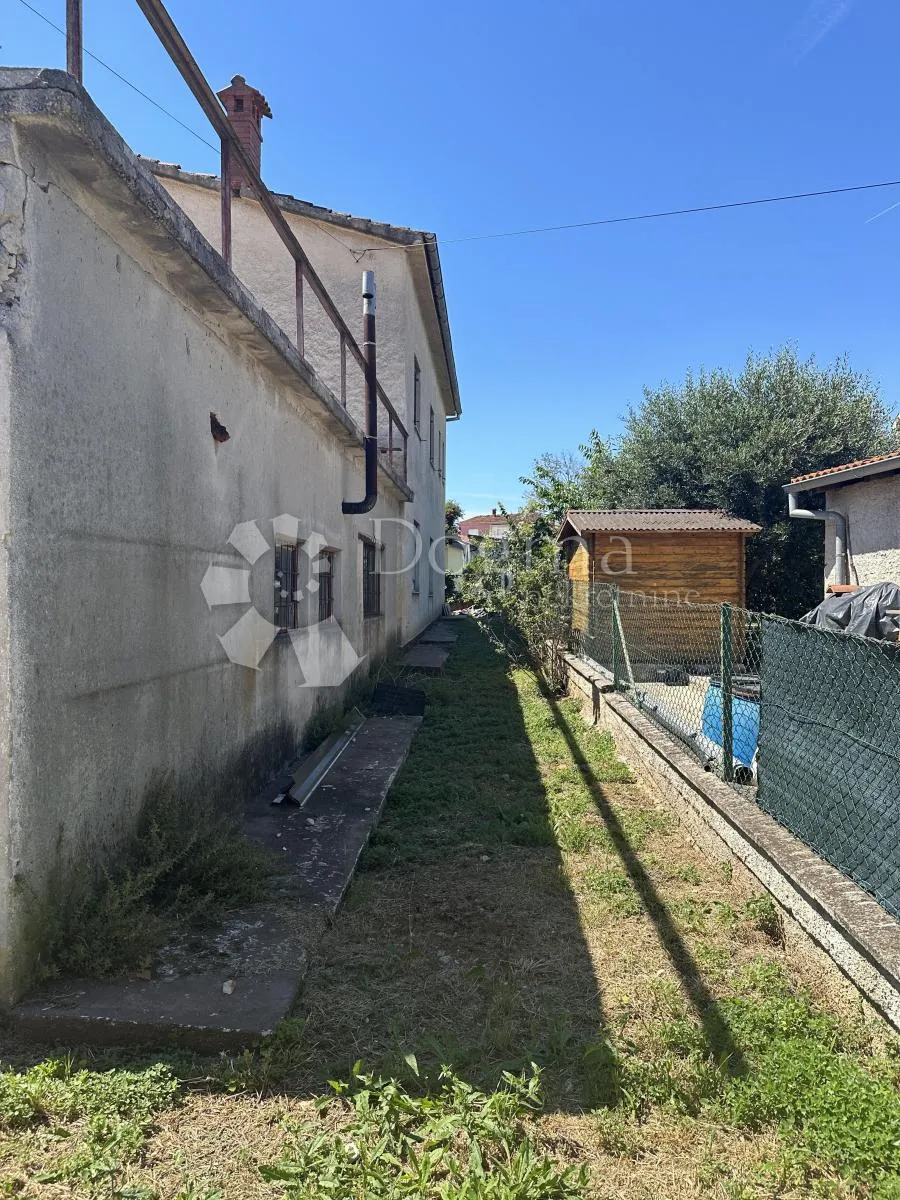 prilika! građevinsko zemljište sa postojećom kućom i velikom garažom - slika 4