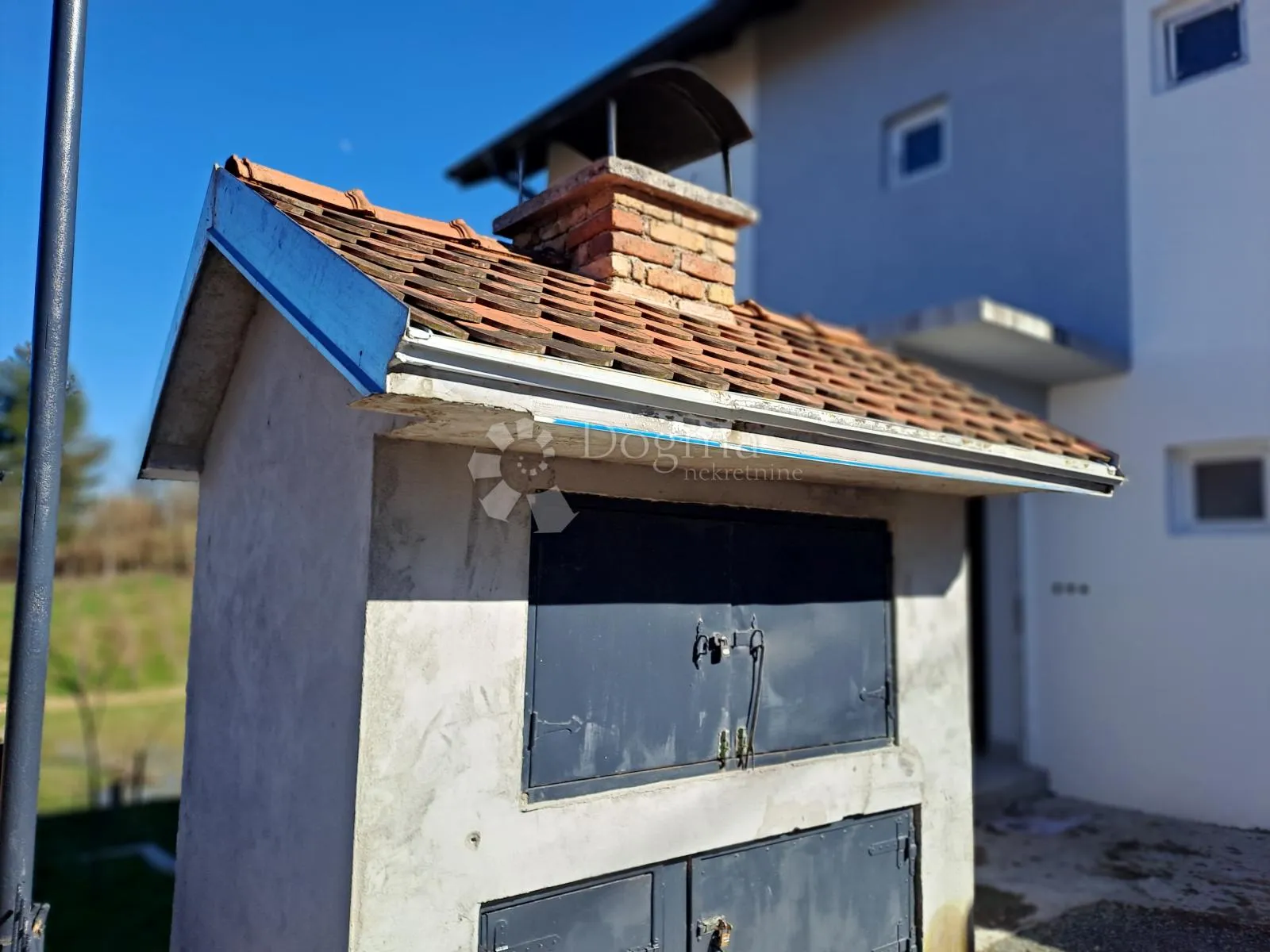 novo uređena kuća s krasnim pogledom - slika 4