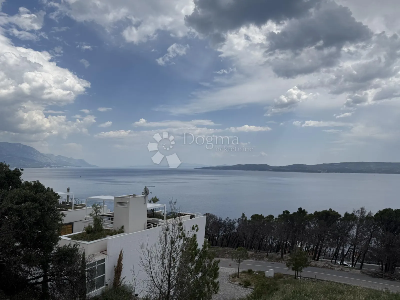 dva apartmana, marušići - slika 27