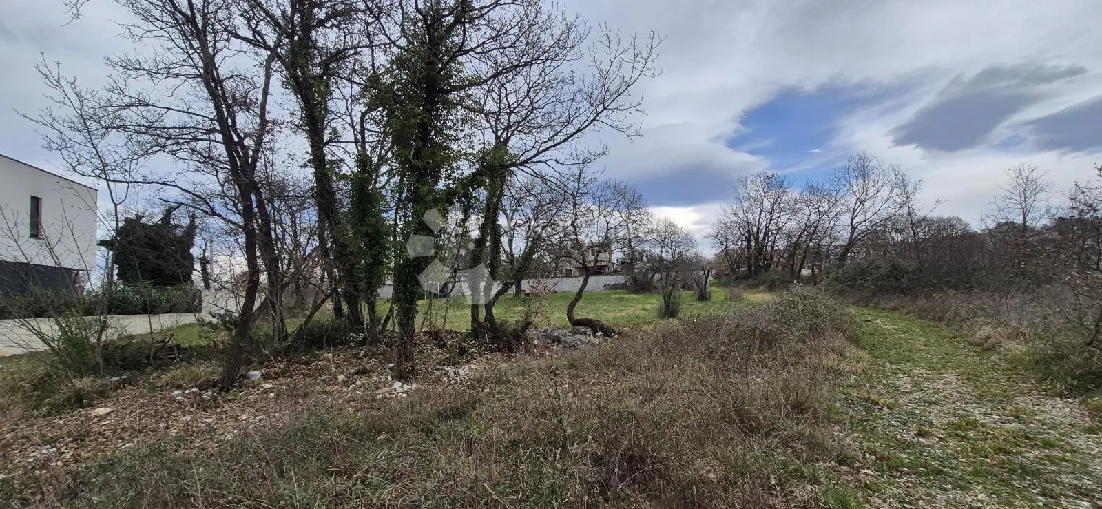 građevinsko zemljište za gradnju kuće ili vile površine 1091 m2 - slika 8