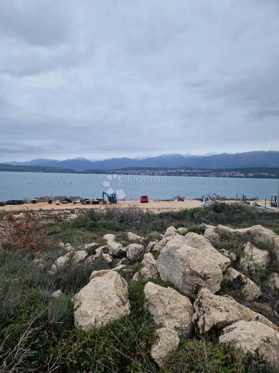 građevinsko zemljište uz more - novigrad - slika 2