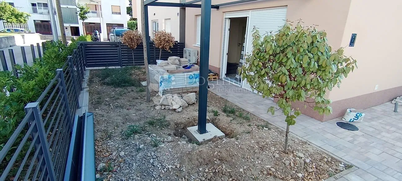 poslovni prostor/apartman s privatnim vrtom – žminjača, podstrana – idealno za tihu djelatnost - slika 6