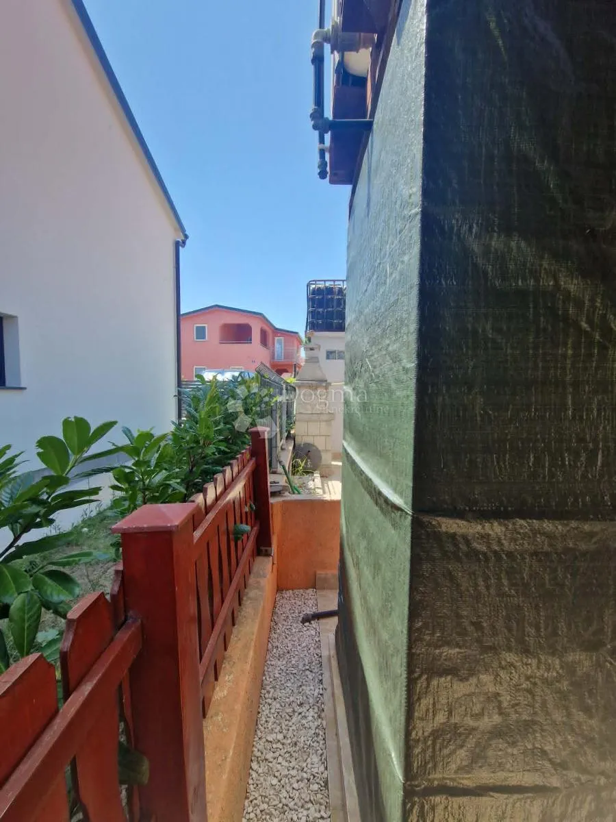 vir - kuća u nizu 91 m2 - 180 m od plaže - slika 20