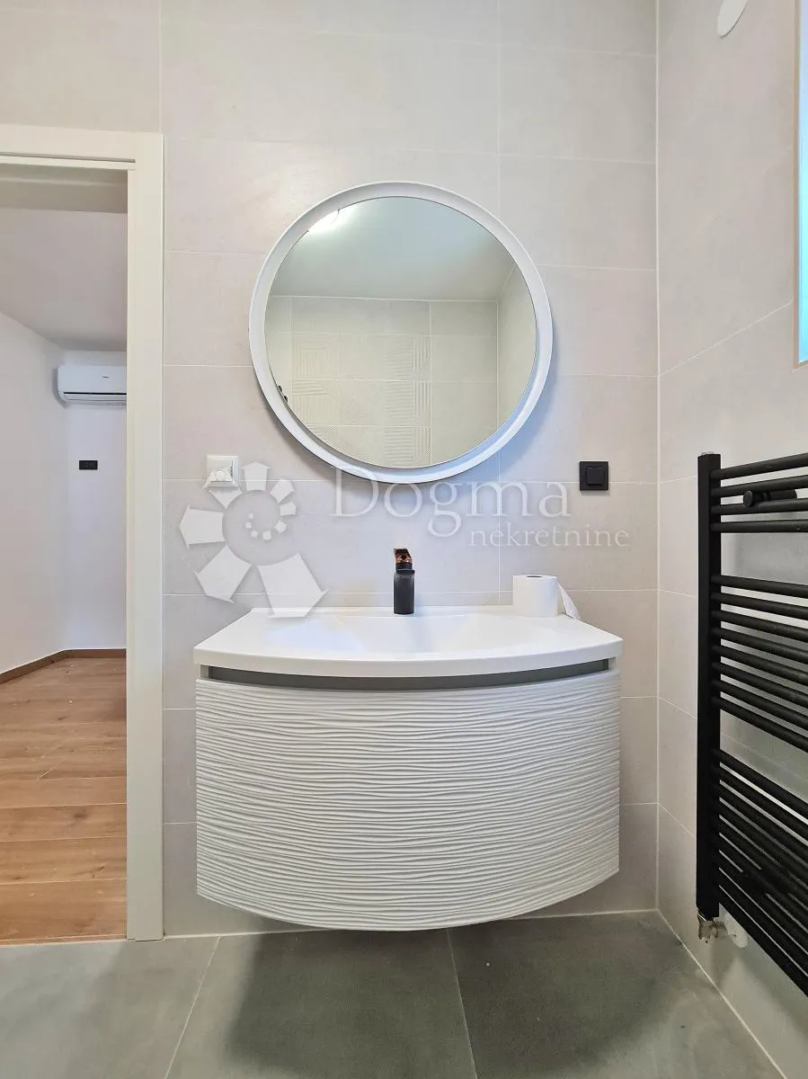 barić draga prvi red do mora villa 284 m2 - slika 35