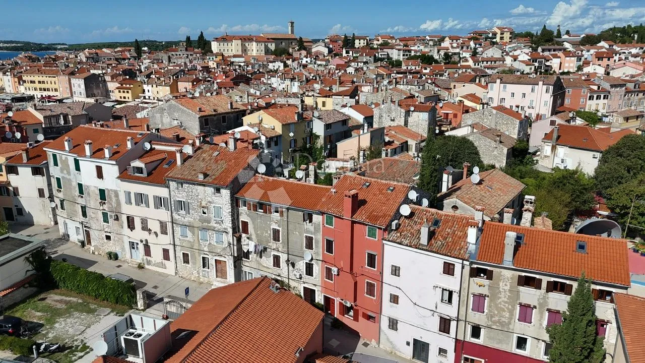 studio apartman- centar rovinja- drugi red do mora - 50 m od mora - slika 2