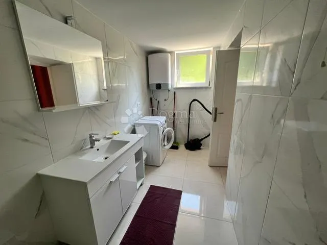 kuća s 5 stanova - kostrena - slika 13
