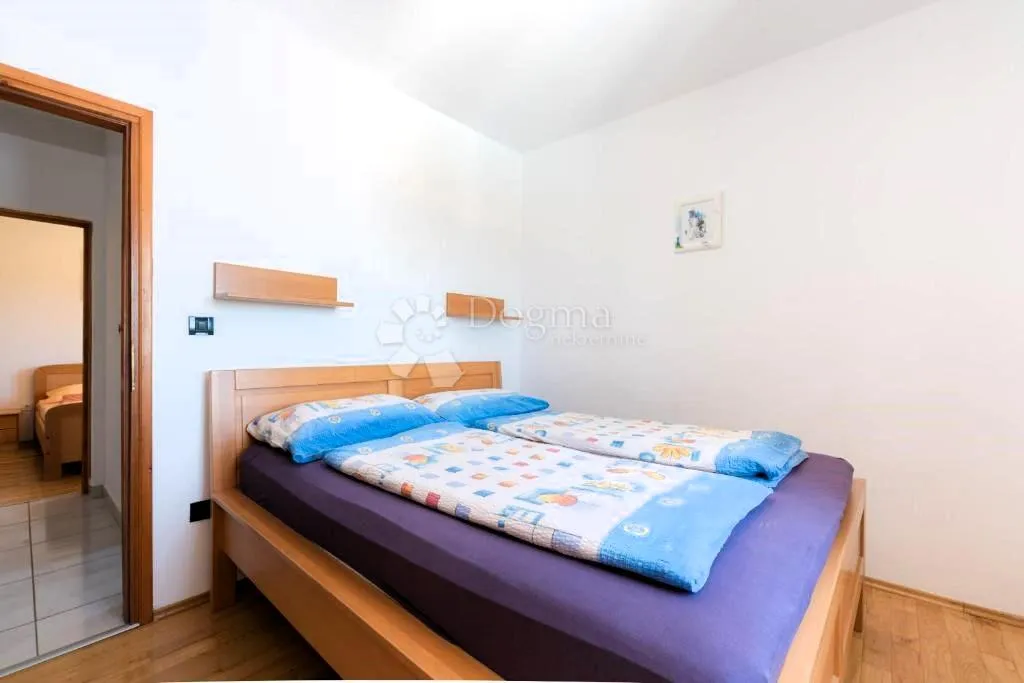 kuća s bazenom i neometanim pogledom na more i otoke! - slika 13