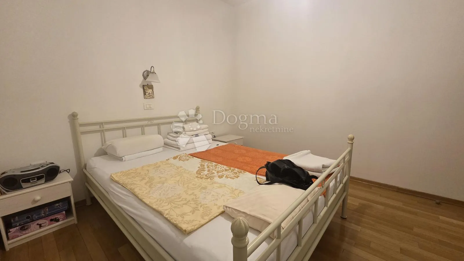 uredan stan na donjoj drenovi sa otvorenim pogledom na more, 2s + db, 70 m2, - slika 3