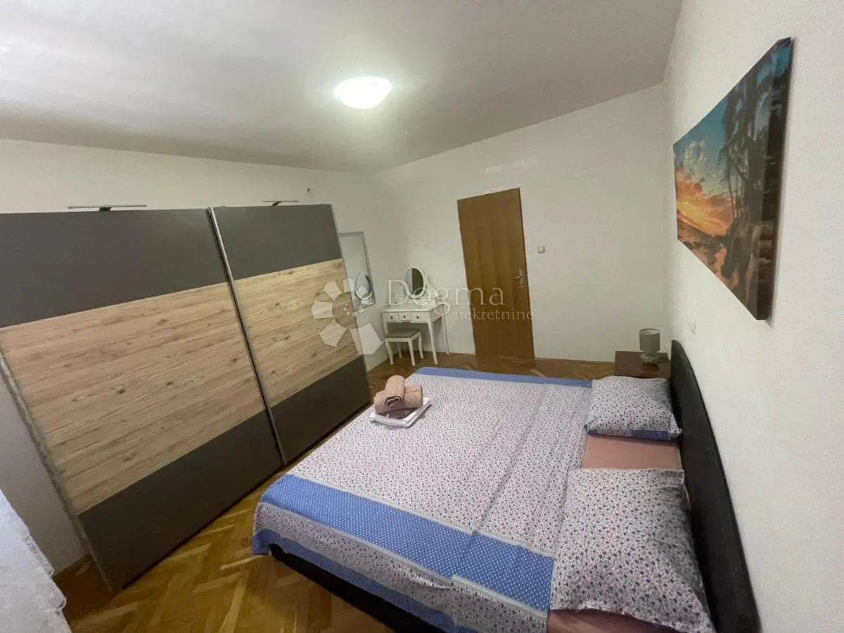 malinska - apartmanska kuća 400 m od mora - slika 24
