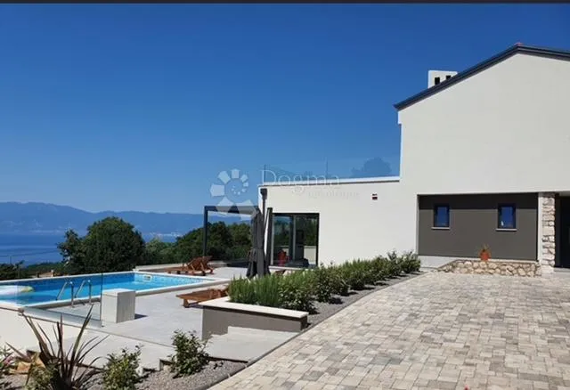 najam atraktivne ville sa panoramskim pogledom na more - slika 4