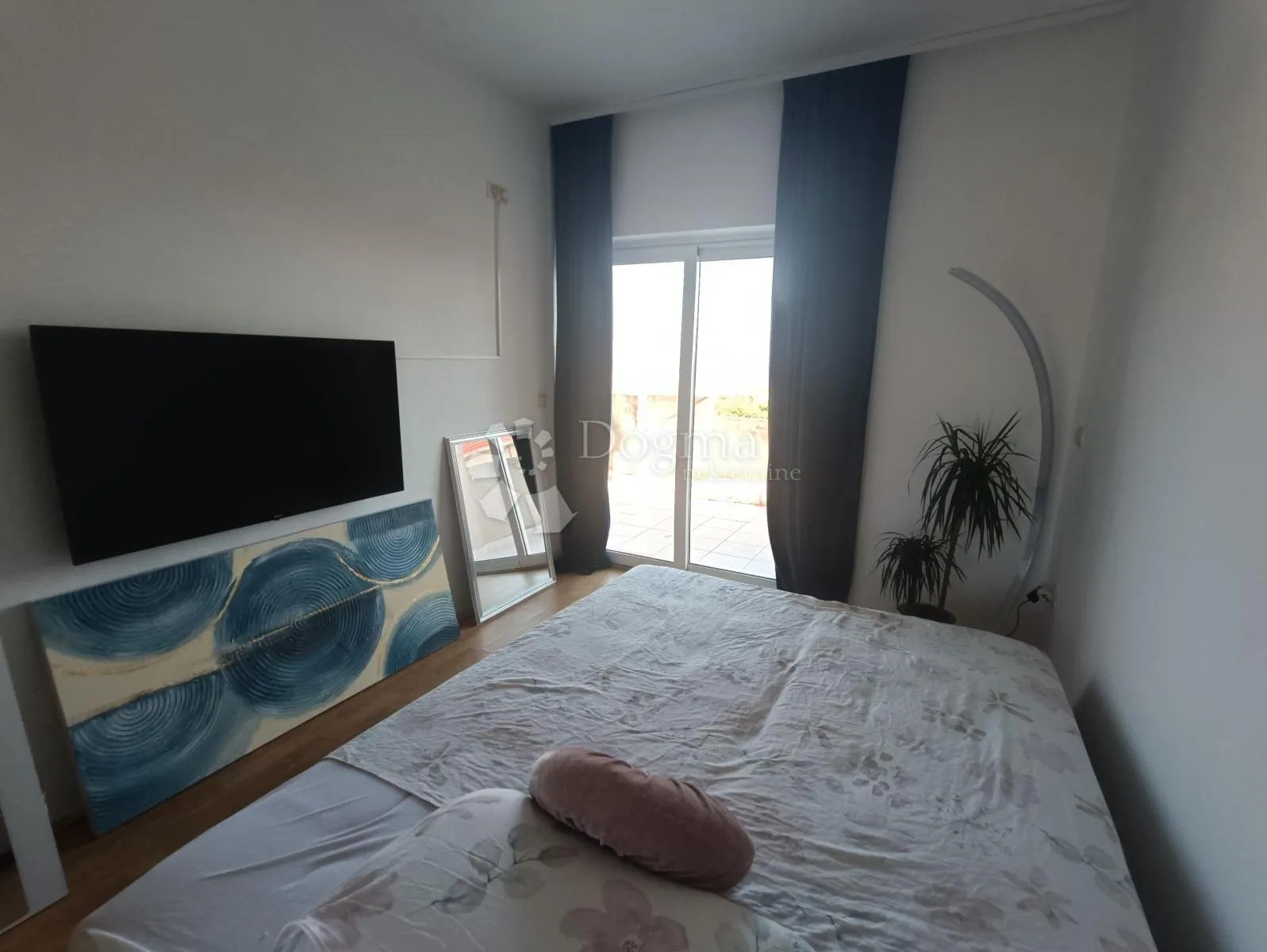 kuća u segetu donjem s pogledom na more - slika 17