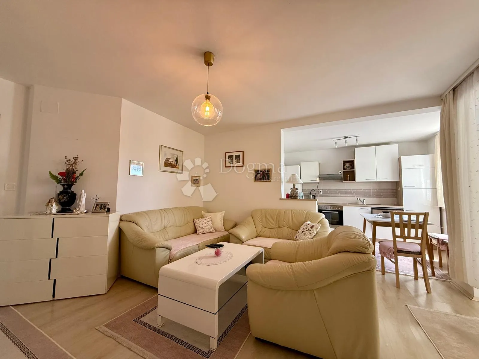 kuća s 3 apartmana i garažom blizu mora - fažana - slika 3