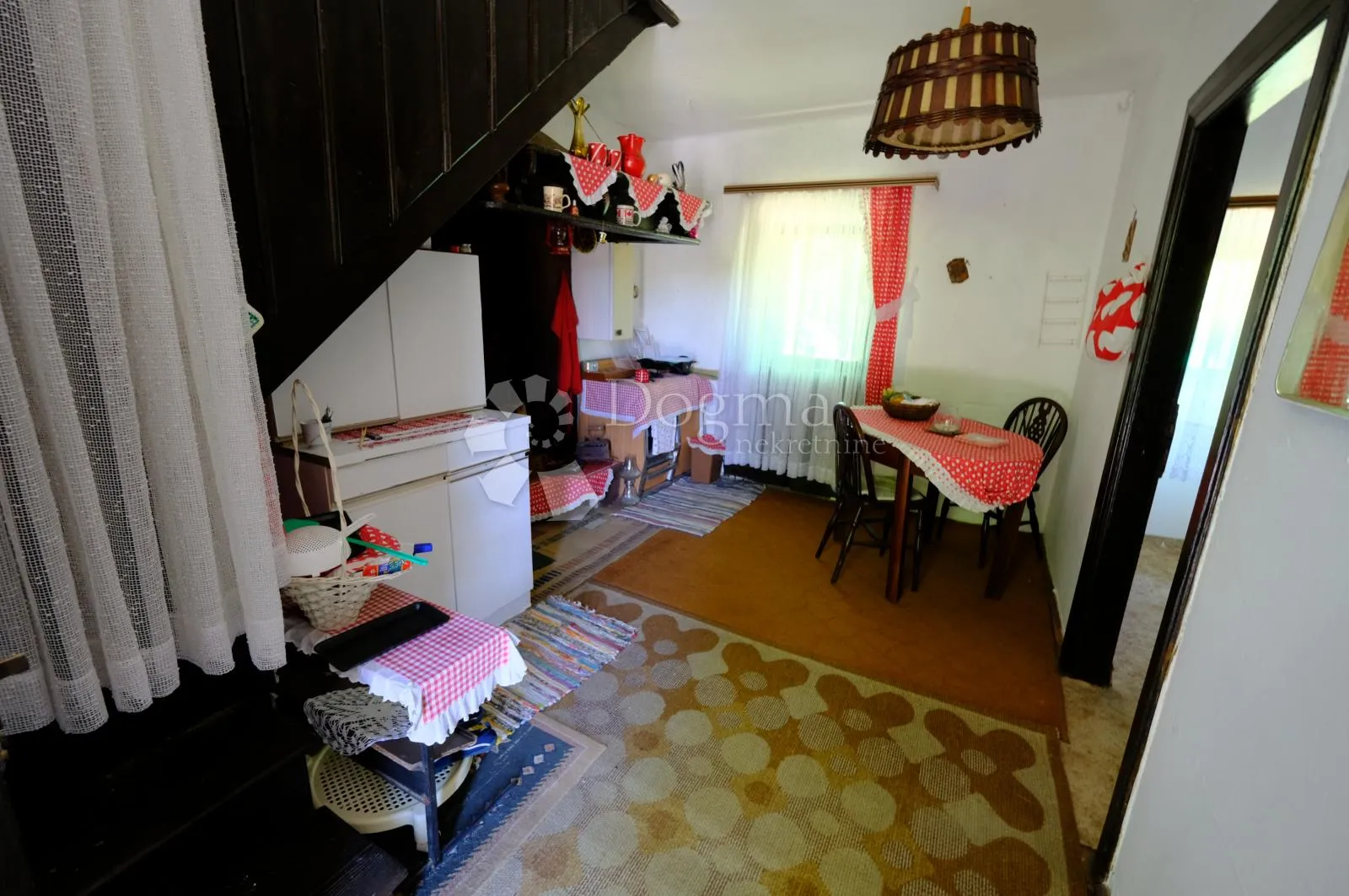 kamena kuća polje - slika 18