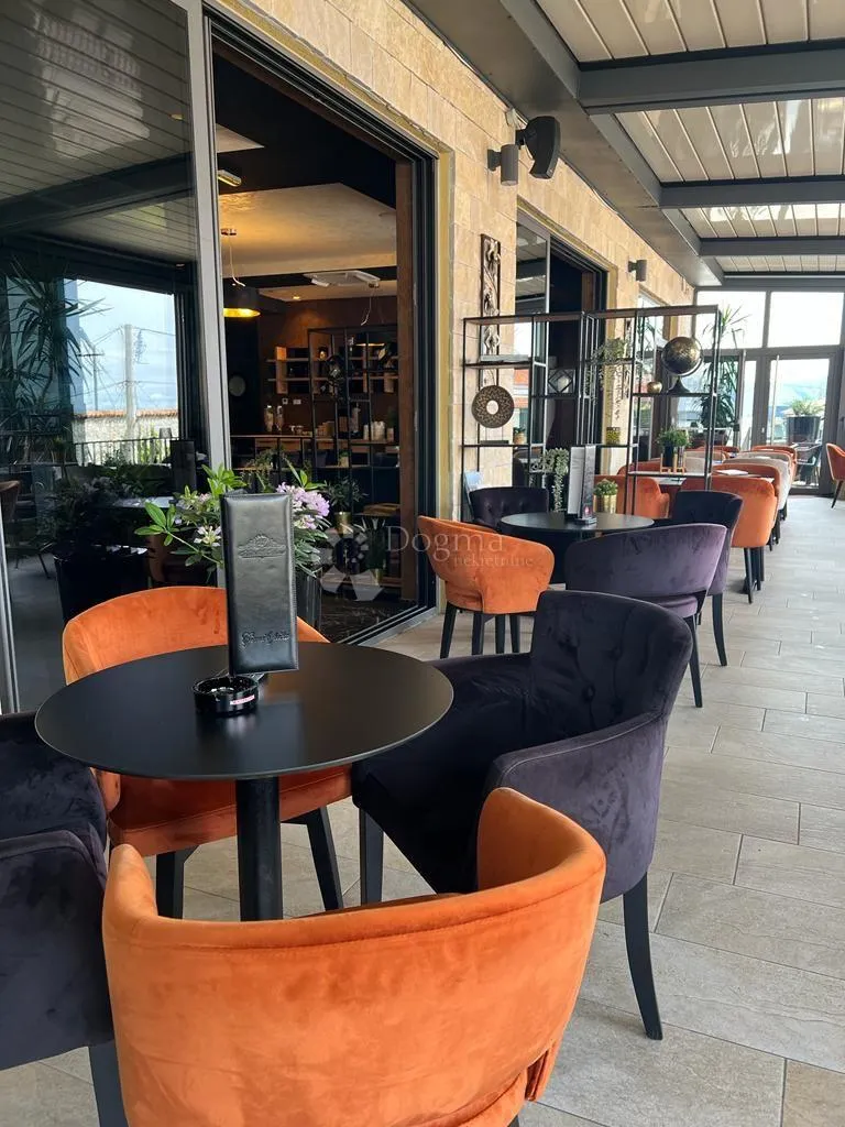 prodaje se hotel u senju 4* - slika 17