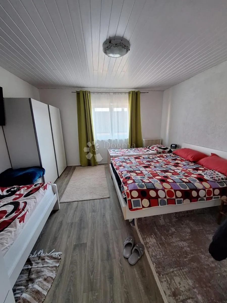 kuća s konobom i dvorištem – vrbovsko - slika 5