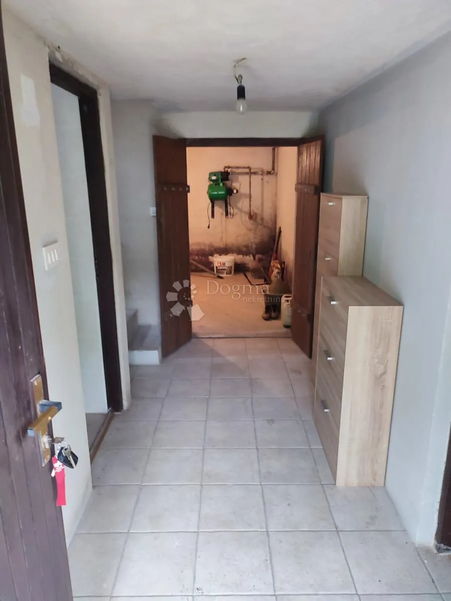 kuća s karakterom – vratno - slika 18