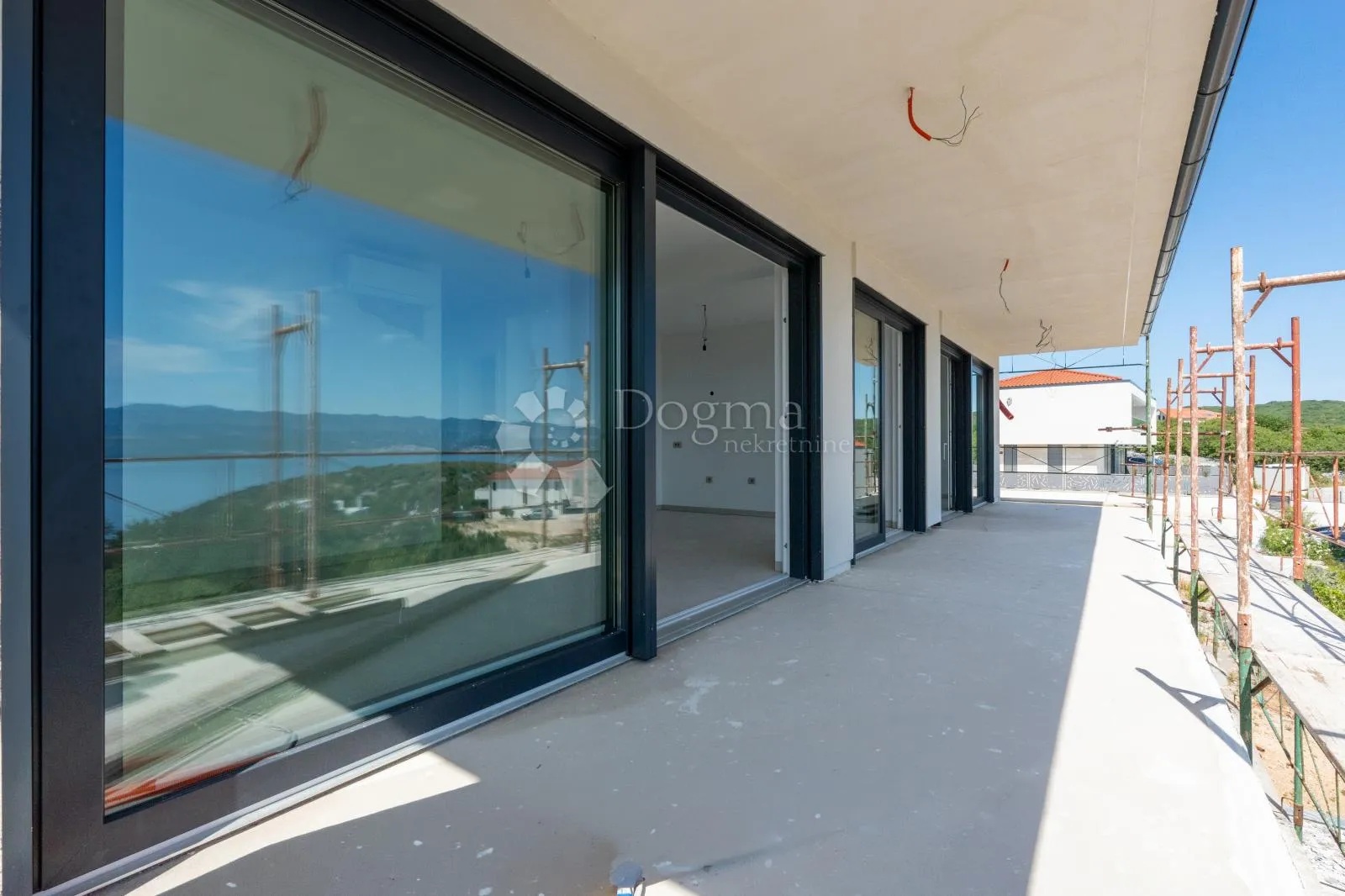 apartman s panoramskim pogledom na more+zasebni studio apartman s okućnicom s4 - slika 10