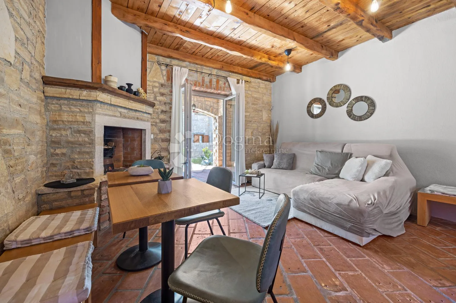 poslovno-stambena kamena villa - svetvinčenat - slika 16