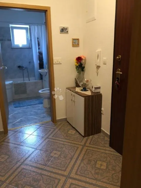 obiteljski stan na viškovu - slika 10