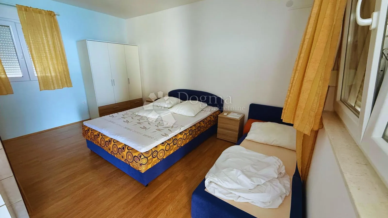 kuća iz snova u prvom redu do mora – podstrana, 126 m² stambenog prostora + okućnica - slika 11