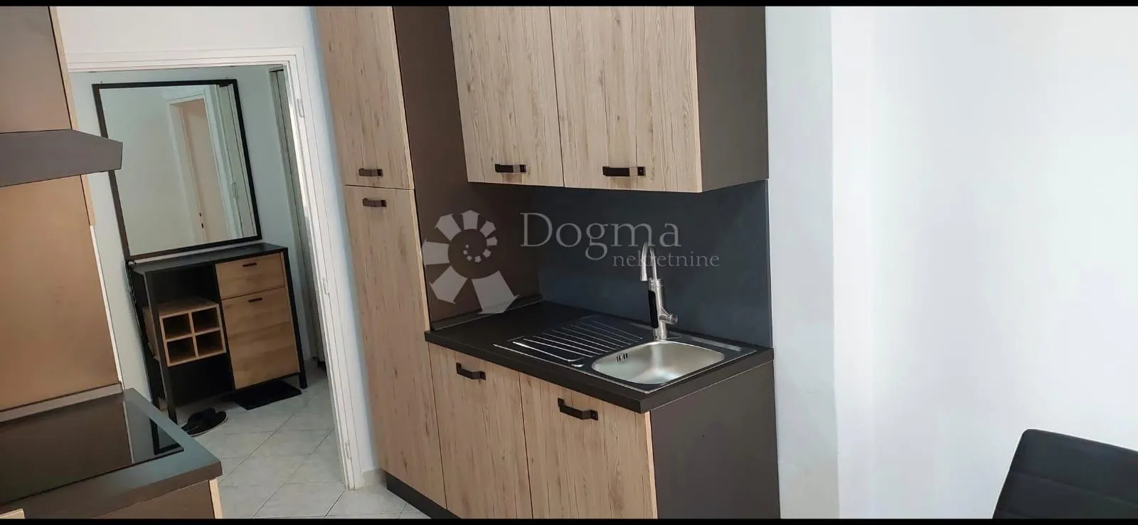 senj, apartman u strogom centru - slika 7
