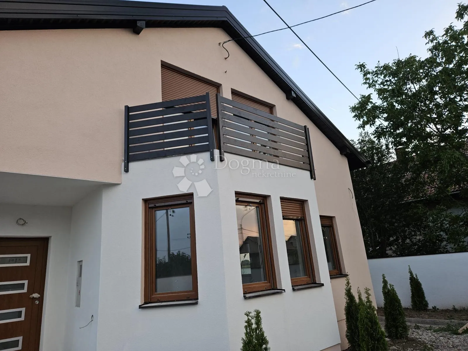 obiteljski dom u sarvašu, 5 soba, 196m2! - slika 11