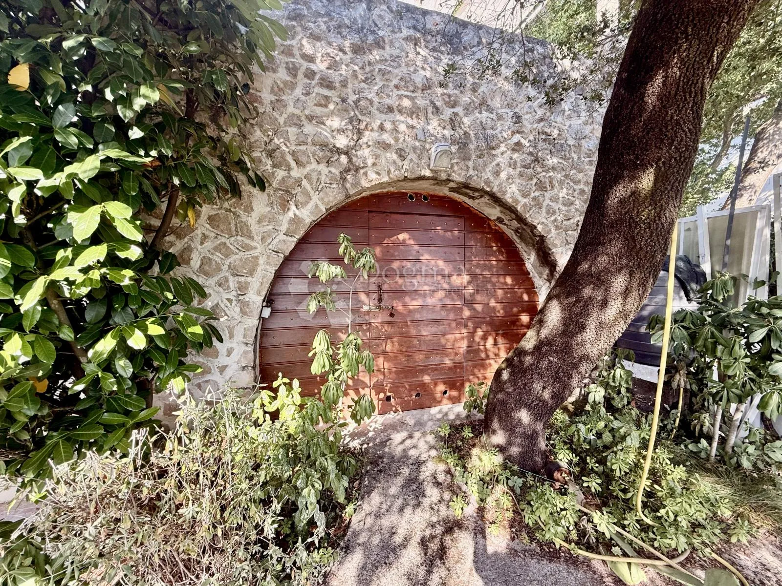 dvojna kuća na izvrsnoj lokaciji, samo 40 m od mora - slika 3