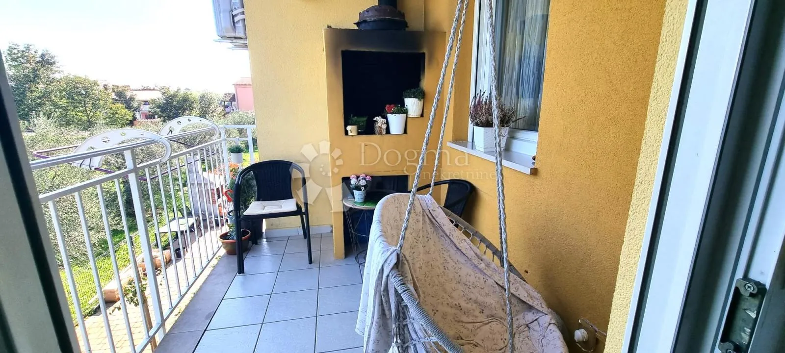 novigrad- odličan stan sa 3 spavaće sobe na 1.5 km od mora - slika 9