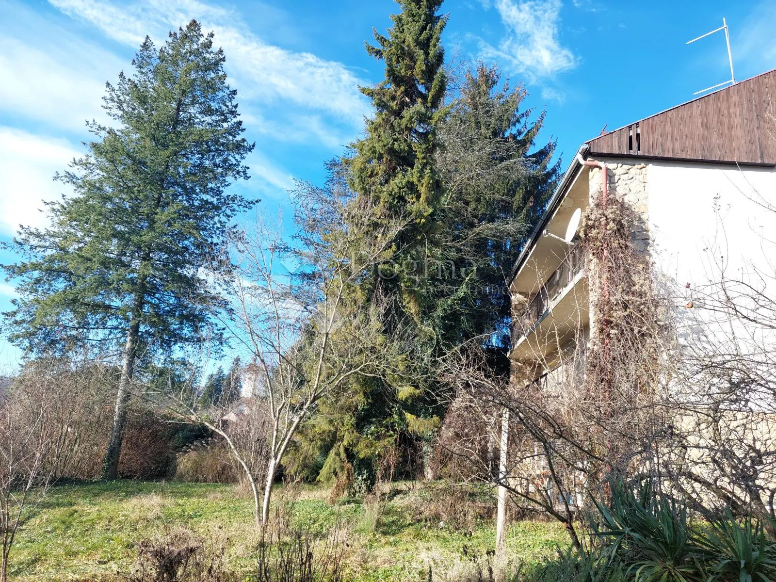 kuća sa velikim potencijalom - slika 3