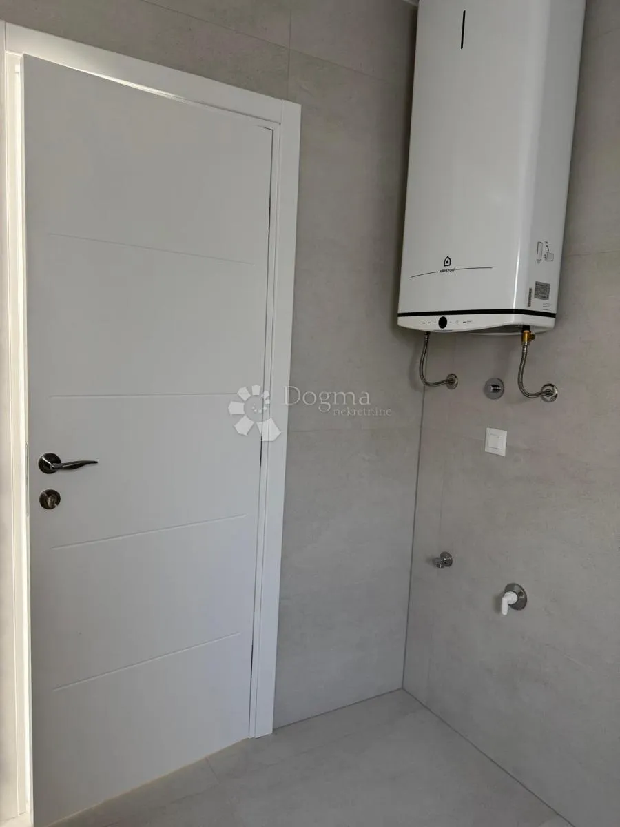 makarska, novogradnja, prizemlje 84,98m2 - slika 10
