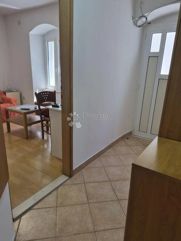 komforan 1soban stan, varoš - slika 3